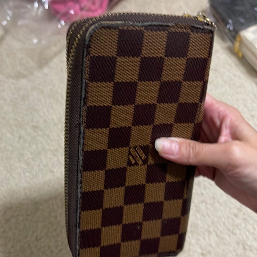 Wallet - Picture 6 of 8